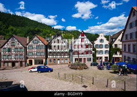 Marktplatz mit Stadt-Brunnen, Schiltach, Schwarzwald, Baden-Württemberg, Deutschland, Europa Stockfoto