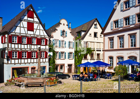 Marktplatz mit Stadt-Brunnen, Schiltach, Schwarzwald, Baden-Württemberg, Deutschland, Europa Stockfoto