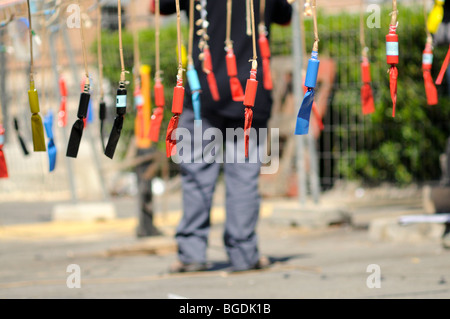 Feuerwerkskörper für "La Mascletà" (Feuerwerk). "Les Falles" (auf Valencianisch) aka "Las Fallas" (auf Spanisch). Valencia. Spanien Stockfoto