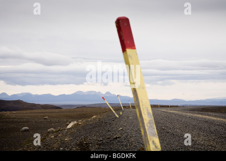 Straßenschilder, Sprengisandur Highland Road, South Island. Stockfoto