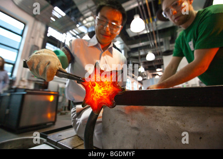 Glasherstellung Aktivität im Corning Museum of Glass in Corning, New York Stockfoto