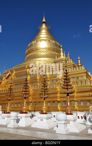 Shwezigon Pagode, Nyaung U, Bagan, Burma, Myanmar Stockfoto