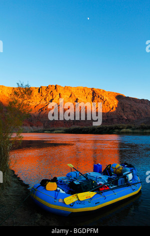 Whitewater Flößen und Catarafts bei Lees Ferry, Put-in für den Colorado River durch den Grand Canyon Stockfoto