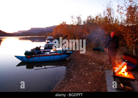 Whitewater Flößen und Catarafts bei Lees Ferry, Put-in für den Colorado River durch den Grand Canyon Stockfoto