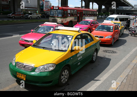 Taxis für Kunden in Bangkok, Thailand. Stockfoto