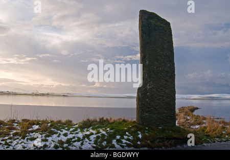 Die Uhr Stein stehend zwischen Stenness und Ring of Brodgar Orkney.  SCO 5700 Stockfoto