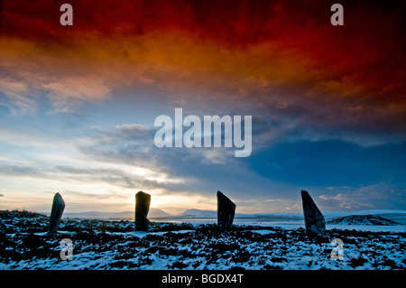 Sonnenuntergang über Hoy aus dem Ring von Brodgar Steness Festland Orkney Highland Region Schottlands.  SCO 5711 Stockfoto