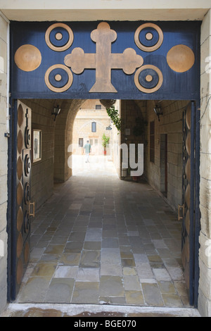 Syrien, Qala'at al Hosn Umgebung, St.-Georgs Kloster Stockfoto