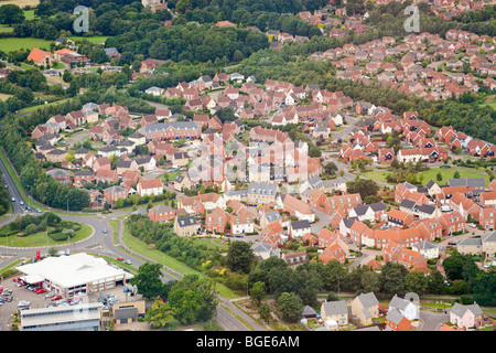 Luftaufnahme von Bury St Edmunds zeigt neue Teil der Wohnsiedlung Moreton Hall Stockfoto