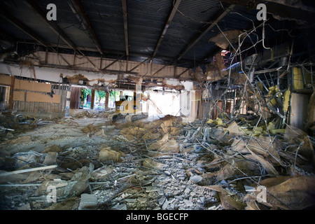 Innenraum der Kresge Auditorium wie Es entkernt und mit Schutt auf dem Boden gestapelt abgerissen Stockfoto