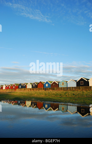 Farbenfrohe Strandhütten in Southwold, Großbritannien Stockfoto