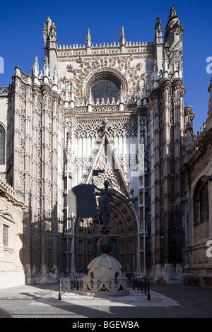 Puerta de San Cristóbal auf der Südseite der Kathedrale, Sevilla, Andalusien, Spanien Stockfoto