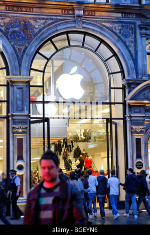 Apple Store. Regents Street. London. GROßBRITANNIEN 2009 Stockfoto