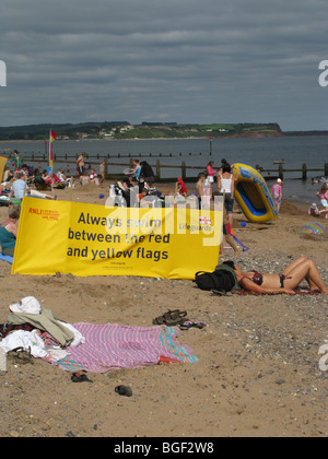 RNLI Warnung Zeichen sicheren Badebereich Dawlish Warren Strand Devon UK Stockfoto