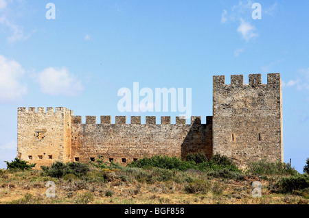 Ein Blick auf Frangokastello Burg auf Kreta aus dem Westen Stockfoto