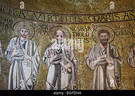 Apostel, 12. Jahrhundert byzantinische Mosaik, Kathedrale Santa Maria Assunta, Torcello, Venedig, Veneto, Italien Stockfoto