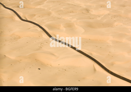 USA und Mexiko Grenzzaun, Imperial Dünen in der Nähe von Yuma, Arizona, Antenne Stockfoto
