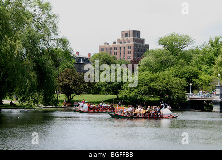 Boston Public Garden, Schwan Boote, Massachusetts Stockfoto