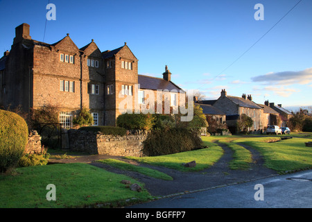 Am frühen Morgen Strassenszene in Bellerby, Yorkshire. Stockfoto