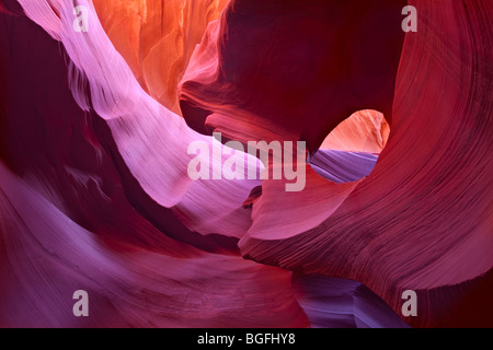 unteren Antelope slot Canyon Loch in die Felsformation in Page, arizona Stockfoto