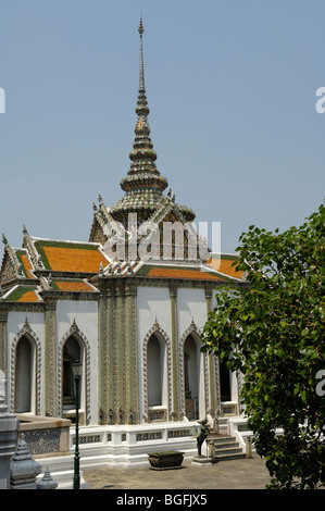 Tempel Phra Viharn Yod, auf dem Gelände des Grand Palace, Phra Nakhon, Bangkok, Thailand Stockfoto