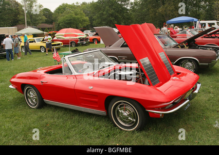Auto-1963 Chevrolet Corvette. Beavercreek-Popcorn-Festival Auto-Show. Beavercreek, Dayton, Ohio, USA. 6300Z Stockfoto