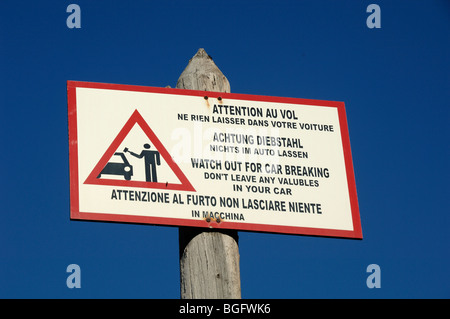 Hüten Sie sich vor Autodiebe, Auto-Diebstahl-Warnschild, Watch Out für Auto brechen, Côte d ' Azur oder Côte d ' Azur, Frankreich Stockfoto