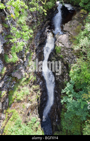 Die 150 Fuß (46m) Wasserfälle von Measach im Corrieshalloch Gorge National Nature Reserve, Braemore, Highland, Schottland, Großbritannien Stockfoto