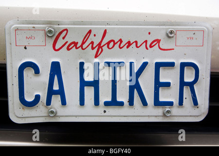 Close Up 'CA Wanderer"(California Hiker) personalisiert Nummernschild an einem Auto Honda Accord. Stockfoto