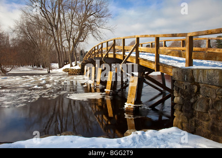 Winter im historischen Old North Bridge in Concord Massachusetts, USA Stockfoto