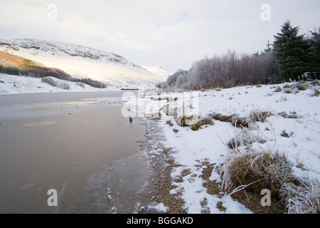 Schneelandschaft, Loch Lubhair, Glen Dochart, Dezember 2009 Stockfoto