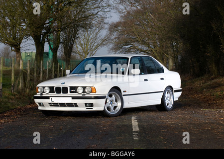 BMW M5 E34 Form - 1988 bis 1996 - Hochleistungs-Luxus-Limousine Stockfoto