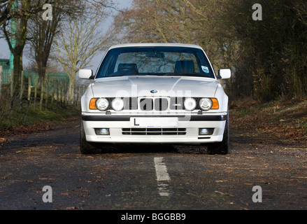 BMW M5 E34 Form - 1988 bis 1996 - Hochleistungs-Luxus-Limousine Stockfoto