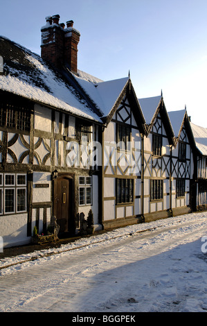 Mill Street im Winter, Warwick, Warwickshire, England, UK Stockfoto