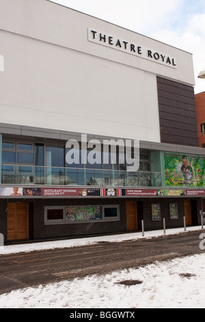 Das Theatre Royal - in Norwich in der UK-Schneefall von Anfang Januar 2010. Stockfoto