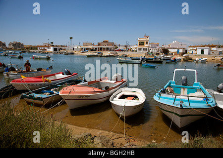 Barcas de Pesca de Isla Cristina, Huelva, Andalucía, España Angelboote/Fischerboote in Isla Cristina, Huelva, Andalusien, Spanien Stockfoto