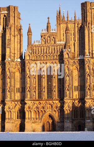 Wells Cathedral mit Winterschnee im Januar 2010 Stockfoto