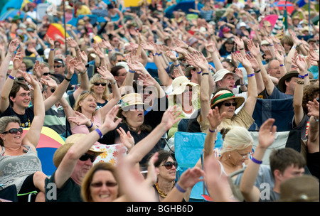 Musik-Fans auf dem jährlichen Fairport Convention-Folk-Musik-Festival in Cropredy Oxfordshire Stockfoto