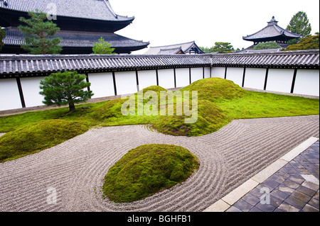 Traditionelle Zen geharkt Kies Garten, Hojo "Hasso" (Zen), Tofuku-Ji, Kyoto, Japan Stockfoto