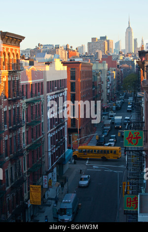 Dächer und Empire State Building in New York City Stockfoto