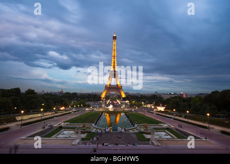 Eiffel Tower, Abend Blick 24. August 2009, nachdem ein Sturm hatte einfach übergangen Stockfoto