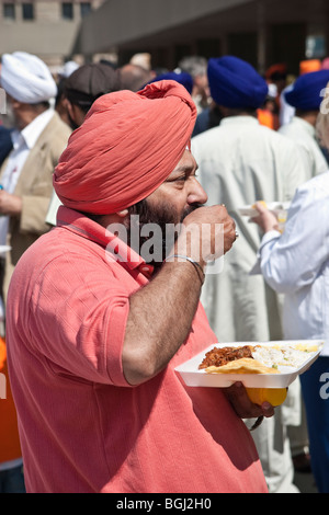 Jährliche Frühjahr Vaisakhi Parade in Toronto, die Sikh Kultur feiern Stockfoto