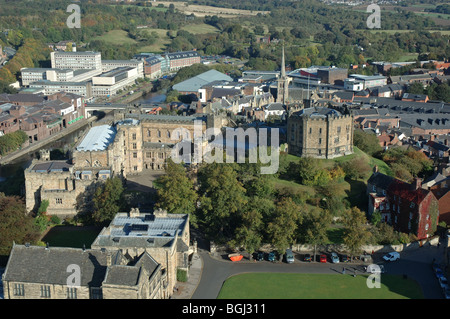 Luftaufnahme des University College und Durham Castle, Durham, County Durham, England, UK Stockfoto