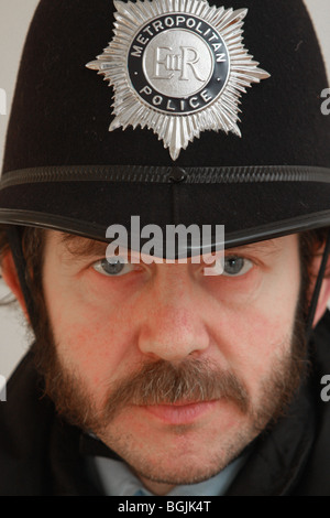 Porträt eines großstädtischen Polizisten Stockfoto