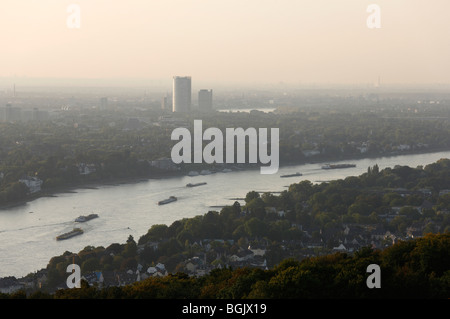 Königswinter, Blick Vom Drachenfels, Blick Auf Den Rhein Nach Bonn Stockfoto