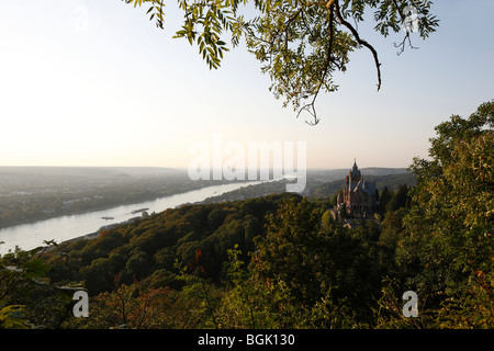 Königswinter, Schloß Drachenburg, Blick Auf Den Rhein Nach Bonn Stockfoto