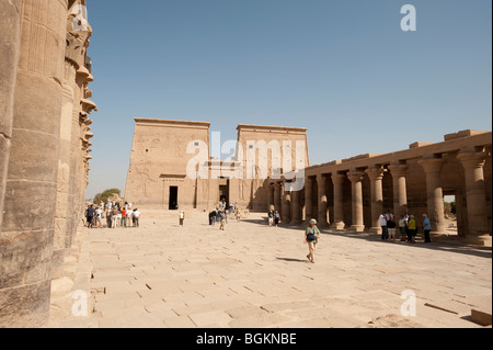 Tempel von Philae auf Agilika Insel in der Nähe von Assuan, Ägypten, Afrika Stockfoto