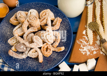 Emilia Romagna, Italien, Tagliatelle Fritte, Fried Tagliatelle, süße gebratene Nudeln, italienische Karnevalskuchen Stockfoto