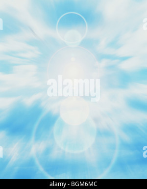 Blauer Himmel Wolken und Sonne Stockfoto