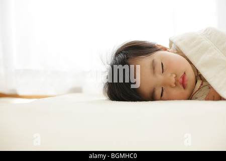 Baby ein Nickerchen Stockfoto